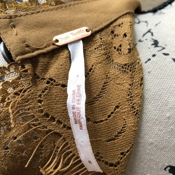 Free People gold lace dress. - Picture 6 of 6